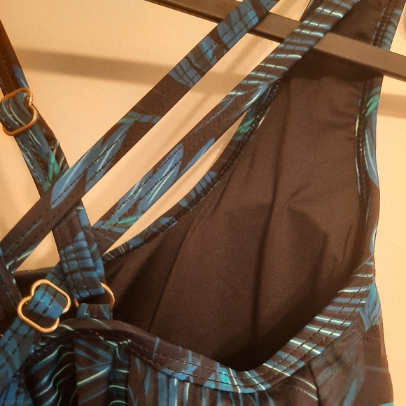 NWT Ocean Blues Blue Palm Leaves Print One Piece Swimsuit - Picture 13 of 14